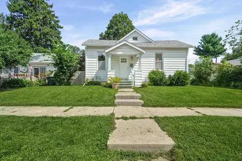 156 Erie St, Valparaiso, IN 46383
