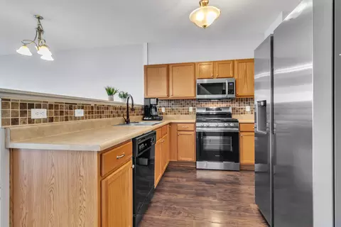 Kitchen - 883 Flagstone Dr, Dyer, IN 46311 photo 1 of 2