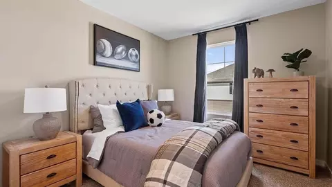 Bedroom - 548 E 120th Pl, Crown Point, IN 46307 photo 1 of 8