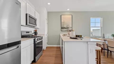 Kitchen - 548 E 120th Pl, Crown Point, IN 46307 photo 2 of 4