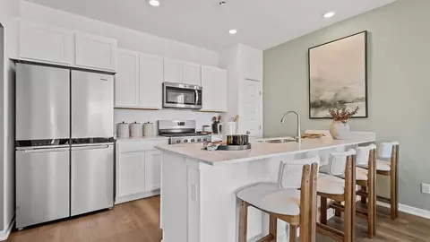 Kitchen - 548 E 120th Pl, Crown Point, IN 46307 photo 1 of 4