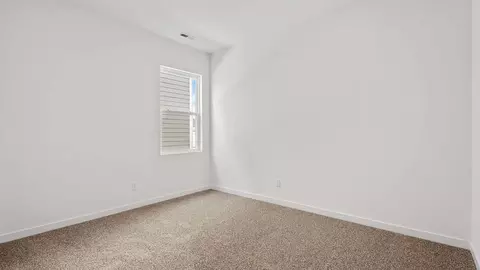 Bedroom - 7603 W 107th Pl, Crown Point, IN 46307 photo 9 of 14