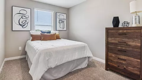 Bedroom - 542 E 120th Pl, Crown Point, IN 46307 photo 2 of 2