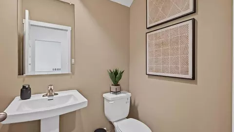 Entry Way - 542 E 120th Pl, Crown Point, IN 46307 photo 2 of 4