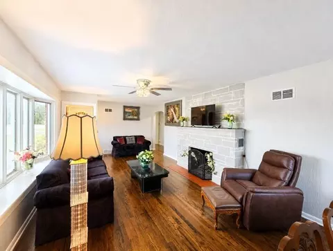 Living - 1424 N Broad St, Griffith, IN 46319 photo 2 of 2