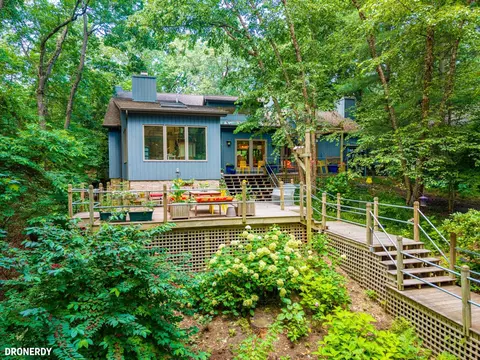 314 Sunset Trl, Michigan City, IN 46360