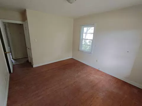 Bedroom - 5925 Forest Ave, Gary, IN 46403 photo 4 of 4