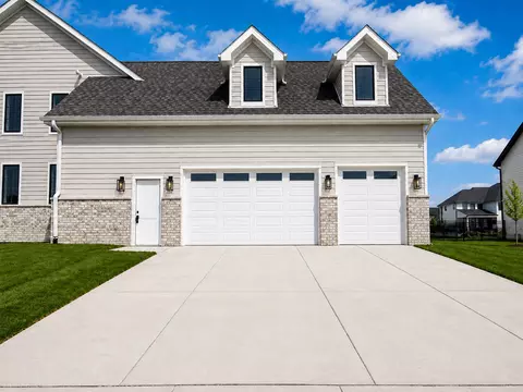 Exterior - 13063 Spirea Ave, Saint John, IN 46373 photo 4 of 6