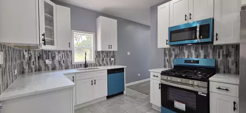 Kitchen - 1153 Wallace St, Gary, IN 46404 photo 3 of 8