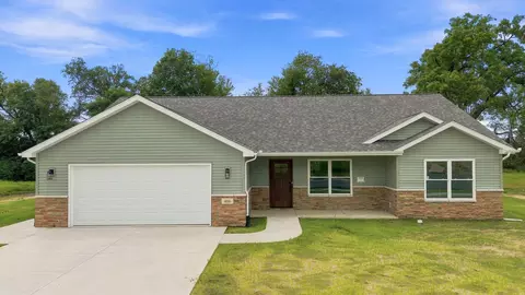 406 Kapok St, De Motte, IN 46310