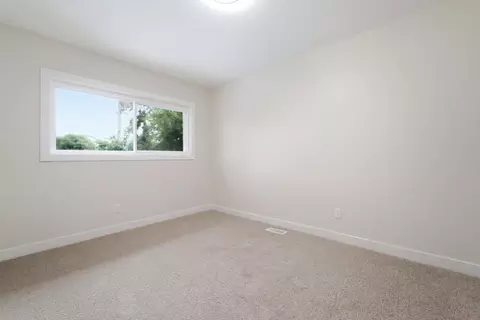 Bedroom - 1412 N Dwiggins Ave, Griffith, IN 46319 photo 3 of 8