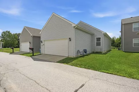 Exterior - 2493 W 127th Ln, Crown Point, IN 46307 photo 3 of 3