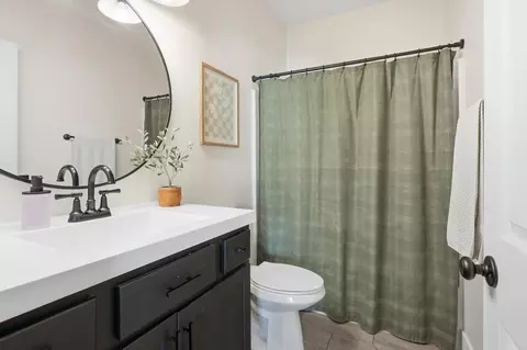 Bath - 2493 W 127th Ln, Crown Point, IN 46307 photo 1 of 3