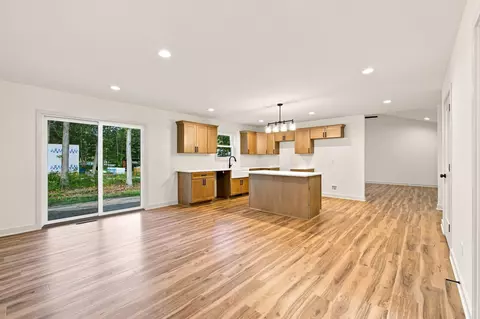 Living - 11252 Quail Run Dr, Wheatfield, IN 46392 photo 1 of 3