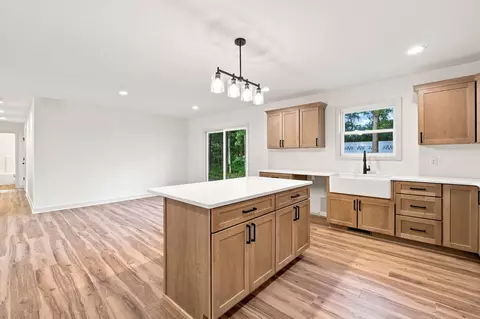 Kitchen - 11252 Quail Run Dr, Wheatfield, IN 46392 photo 5 of 6