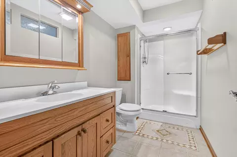 Bath - 9838 Redbud Rd, Munster, IN 46321 photo 2 of 2