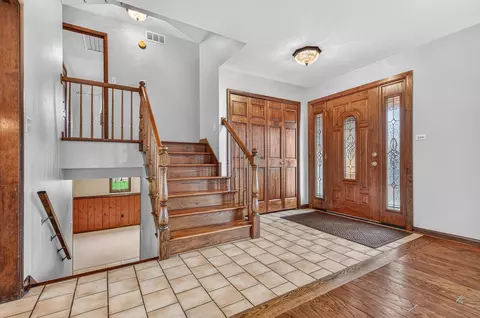 Entry Way - 9838 Redbud Rd, Munster, IN 46321 photo 1 of 2