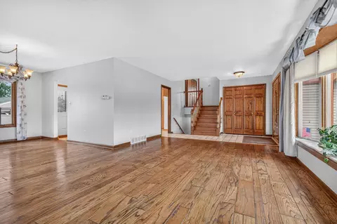 Living - 9838 Redbud Rd, Munster, IN 46321 photo 2 of 5