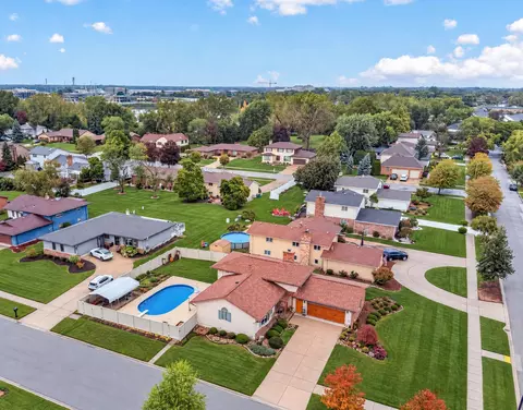View/Area - 9838 Redbud Rd, Munster, IN 46321 photo 2 of 5