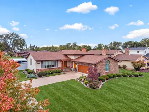 View/Area - 9838 Redbud Rd, Munster, IN 46321 photo 3 of 5