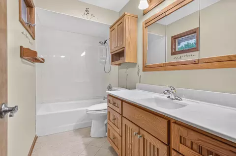 Bath - 9838 Redbud Rd, Munster, IN 46321 photo 1 of 2