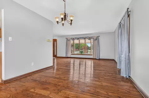Living - 9838 Redbud Rd, Munster, IN 46321 photo 4 of 5