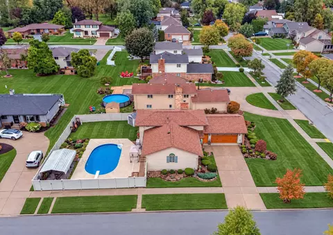 View/Area - 9838 Redbud Rd, Munster, IN 46321 photo 4 of 5