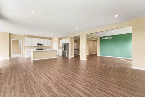 Living - 11602 Clyde Dr, Crown Point, IN 46307 photo 3 of 8