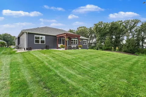 Exterior - 1002 Oak Grove Ct, Crown Point, IN 46307 photo 5 of 5