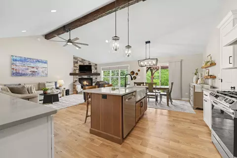 Kitchen - 1002 Oak Grove Ct, Crown Point, IN 46307 photo 4 of 4