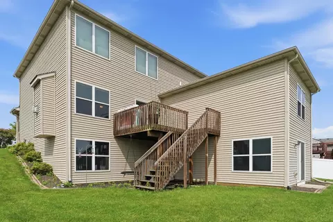 Exterior - 7745 E 122nd Pl, Crown Point, IN 46307 photo 5 of 6