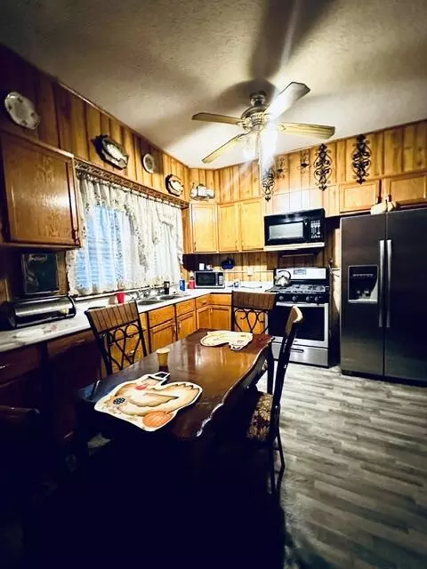 Kitchen - 1313 Delaware St, Gary, IN 46407 photo 1 of 2