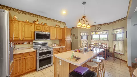 Kitchen - 147 E 700, Kouts, IN 46347 photo 2 of 3