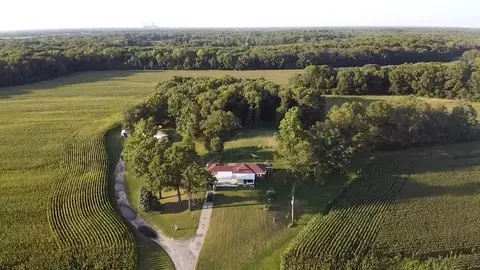 1748 E County Rd 900, Wheatfield, IN 46392