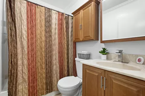 Bath - 7434-36 Idaho Ave, Hammond, IN 46323 photo 2 of 3