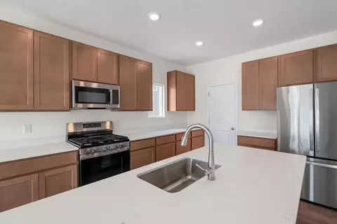 Kitchen - 463 E 130th Ave, Crown Point, IN 46307 photo 2 of 3