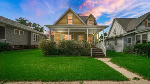 221 S Woodland Ave, Michigan City, IN 46360
