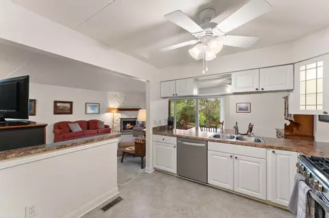 Kitchen - 2511 E Lakeshore Dr #A2, Crown Point, IN 46307 photo 4 of 4