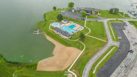 View/Area - 2511 E Lakeshore Dr #A2, Crown Point, IN 46307 photo 2 of 4