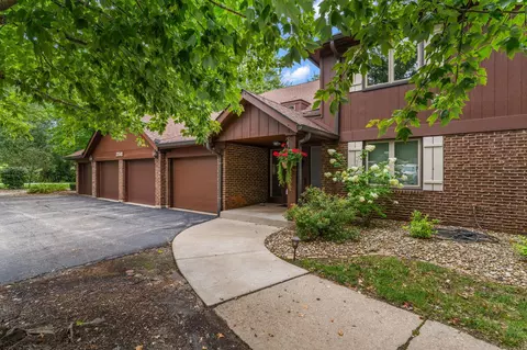 Exterior - 2511 E Lakeshore Dr #A2, Crown Point, IN 46307 photo 5 of 6