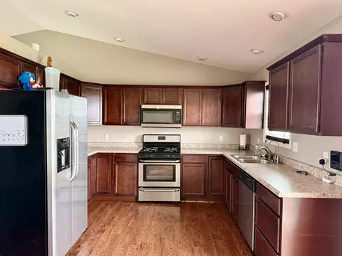 Kitchen - 264 S Meadow Ln, Wheatfield, IN 46392 photo 1 of 3