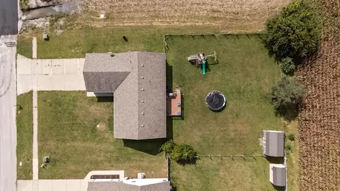 View/Area - 264 S Meadow Ln, Wheatfield, IN 46392 photo 2 of 7