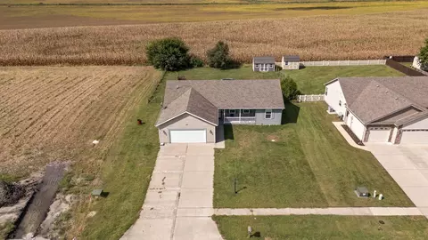 View/Area - 264 S Meadow Ln, Wheatfield, IN 46392 photo 1 of 7