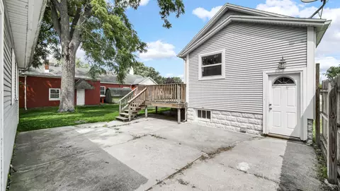 Exterior - 709 E Clark St, Crown Point, IN 46307 photo 2 of 5
