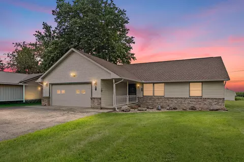 213 S Park Dr, Monticello, IN 47960