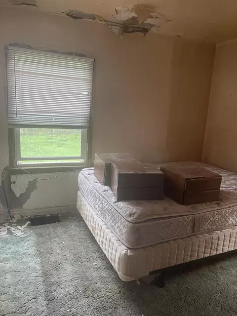 2365 Wabash Ave, Gary, IN 46404 photo 4
