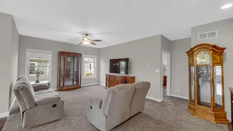 Living - 10370 White Sand Ln #A, Dyer, IN 46311 photo 1 of 2