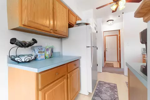 Kitchen - 810 Pheasant Dr, Crown Point, IN 46307 photo 2 of 4