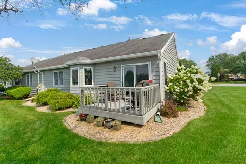 Exterior - 810 Pheasant Dr, Crown Point, IN 46307 photo 2 of 5