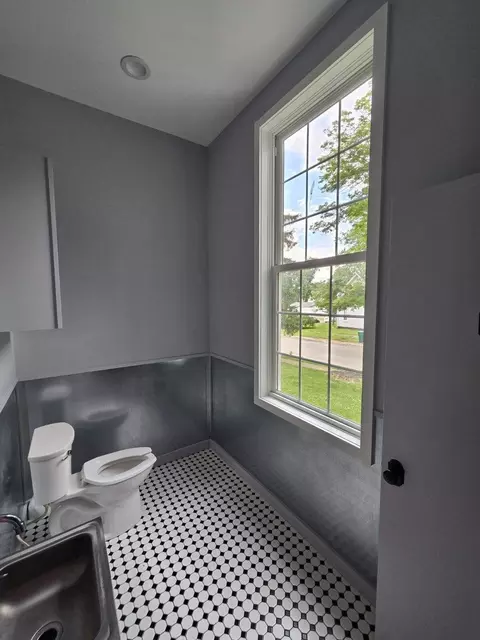 Bath - 313 G St, La Porte, IN 46350 photo 7 of 7